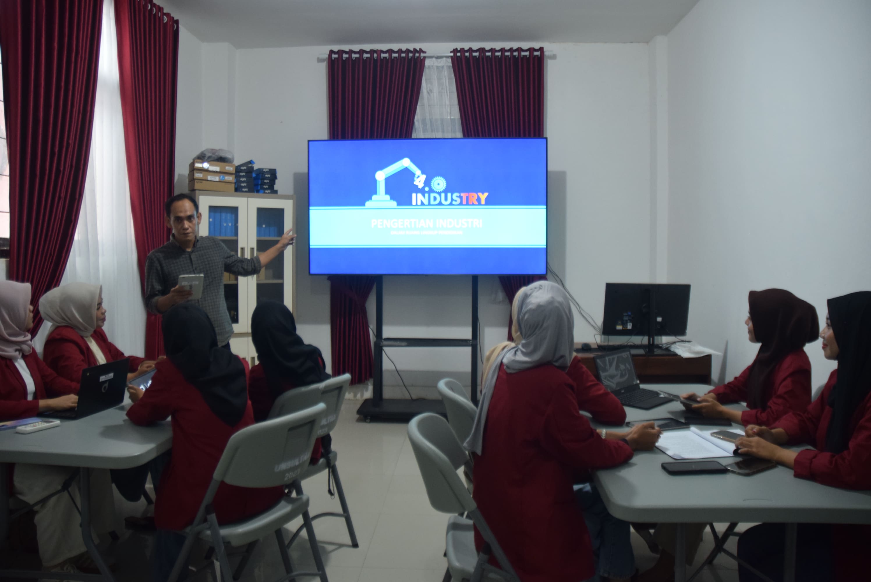 Foto 2 Fakultas Keguruan & Ilmu Pendidikan